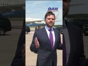 VP Nominee JD Vance speaks with ignored reporters #OAN #Shorts #JDVacnce