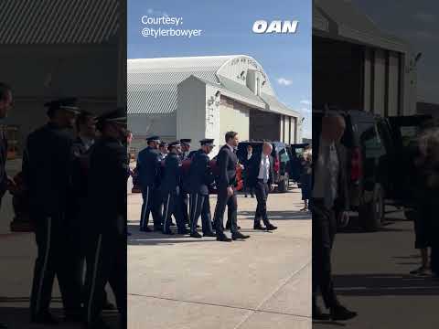 Vice President JD Vance helped carry Charlie Kirk’s casket onto Air Force Two as it departed Utah.