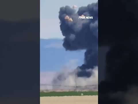 Two Navy jets CRASH midair as crew successfully ejects #foxnews #News #us