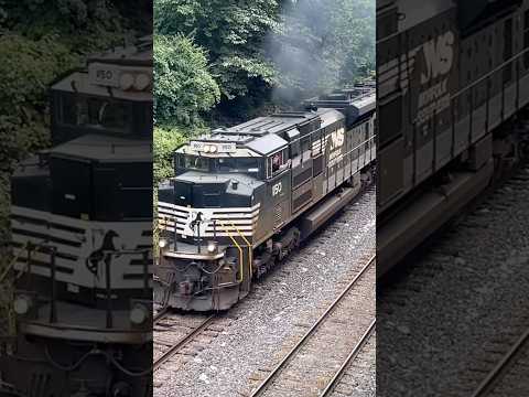 Conductor Waves To Me!  Listen To The Power On The Hill! JawTooth Trains